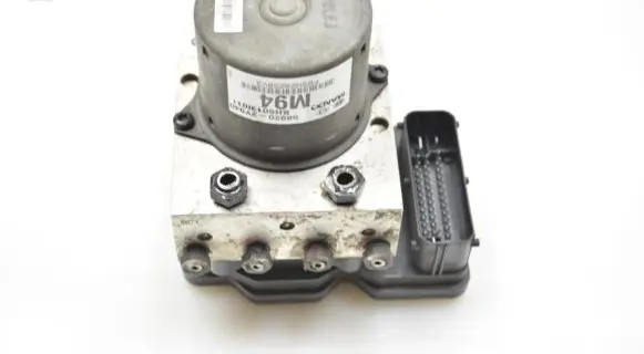 Hyundai ix35 ABS Pump 589202Y940