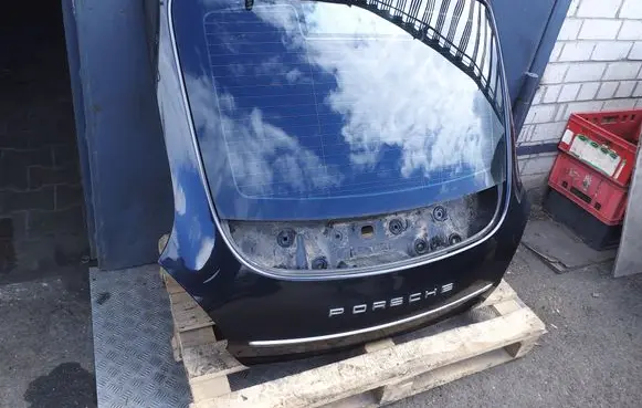 Porsche Panamera (970) Tailgate/trunk/boot lid 97051201104 97054511137 970.512.011.04