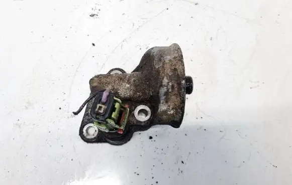 Dodge Grand Caravan Oil filter mounting bracket