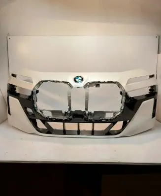 BMW 7 G70 Front bumper