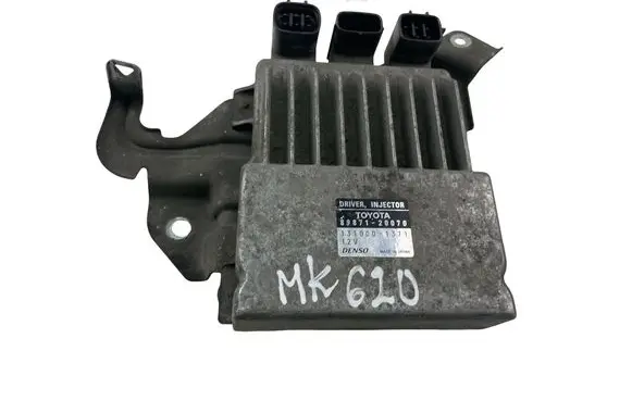 Toyota Avensis T250 Fuel injection pump control unit/module 8987120070