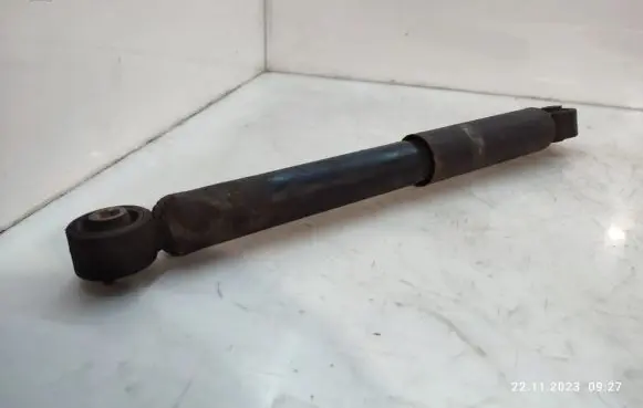 Volkswagen Multivan T5 Rear shock absorber/damper
