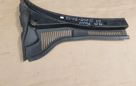 Skoda Superb B6 (3T) Wiper trim 3T1819415A 3T0819415A