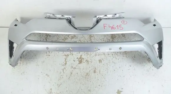 Toyota RAV 4 (XA40) Front bumper 42A40