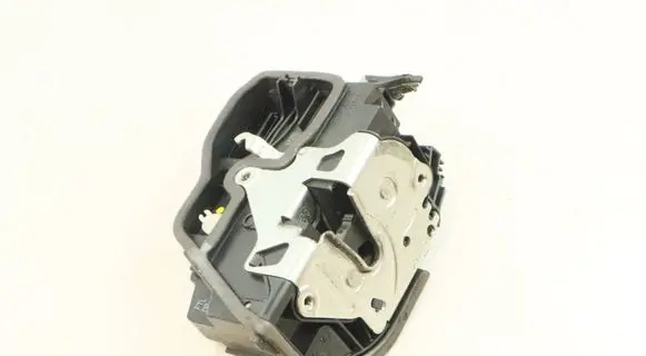 BMW 3 E92 E93 Front door lock 7202143 51217202143