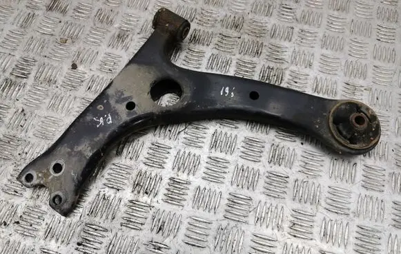 Toyota Corolla Verso AR10 Front lower control arm/wishbone