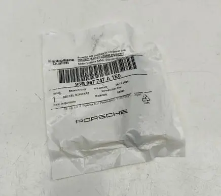 Porsche Macan (95B) Centre console side trim rear 95B867747A