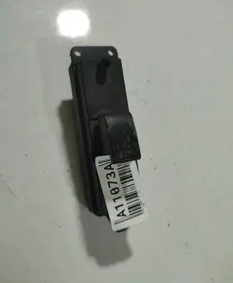 Mazda 3 I Electric window control switch 03123120BP4K