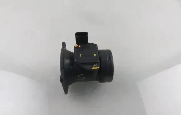Volkswagen Golf IV Mass air flow meter 06A906461B AFH6010C