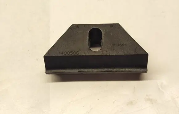 Chevrolet Camaro Battery bracket 14005061