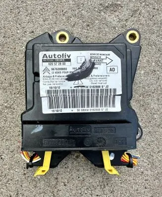 Citroen C4 I Picasso Airbag control unit/module 9676399880