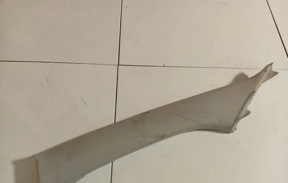 Toyota Avensis T250 (C) pillar trim 6221205020