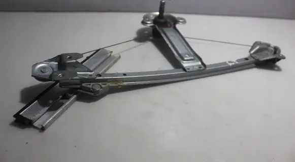 Opel Astra H Rear window lifting mechanism without motor