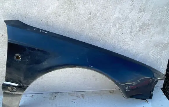 Audi A8 S8 D2 4D Fender