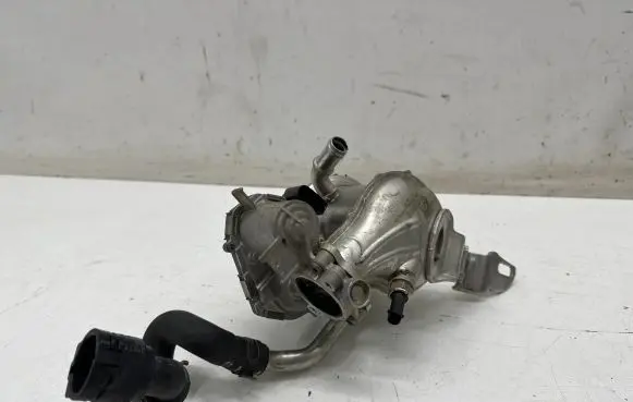 EGR valve cooler