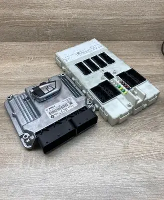 BMW 3 F30 F35 F31 Engine ECU kit and lock set 8582279 9381101 0281031299