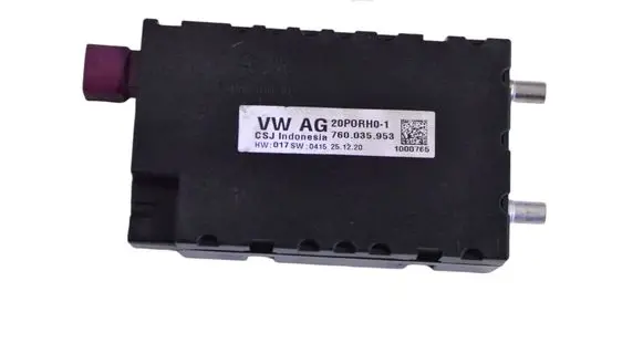 Audi Q3 8U USB control unit 760035953