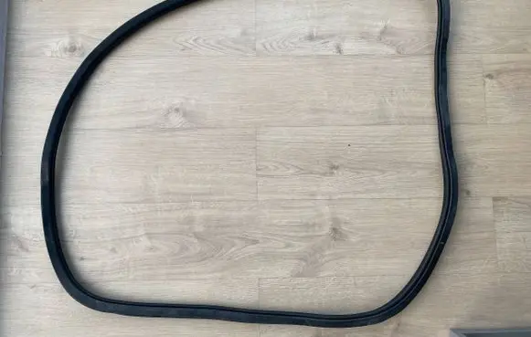 Audi A3 S3 8V Front door rubber seal 8V4831721 P358602