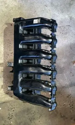 BMW 5 E60 E61 Intake manifold 7790701