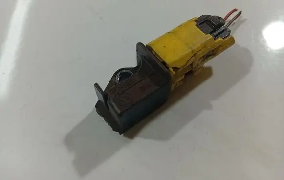 Audi A6 S6 C6 4F Airbag deployment crash/impact sensor 4L0959651