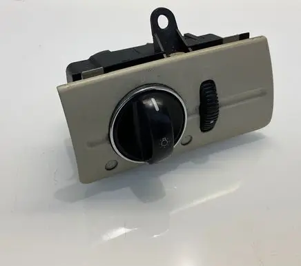 Mercedes-Benz E W211 Light switch 2115450904 1270Q04 04056027