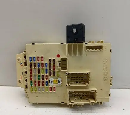 Hyundai i40 Fuse module 919503Z021