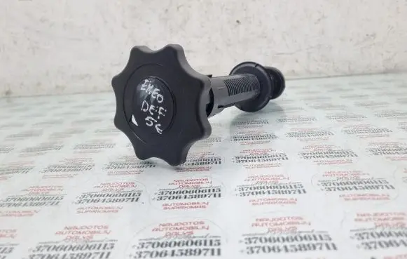 Seat Exeo (3R) Spare wheel bolt 8E9803899A