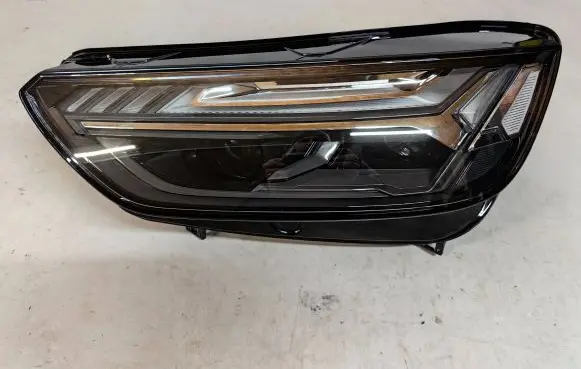 Audi Q5 SQ5 Headlight/headlamp 80A941035E