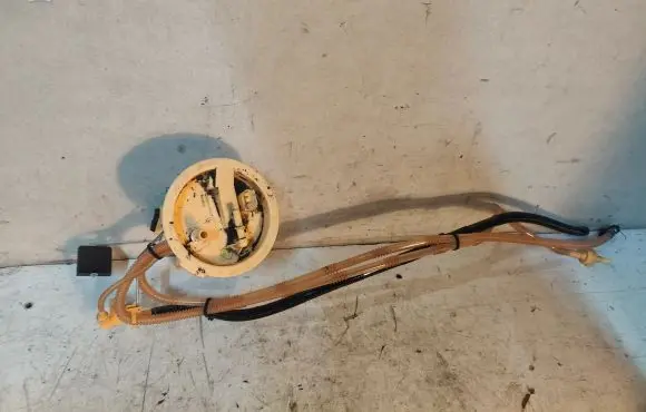BMW 3 E90 E91 Fuel level sensor 7190944