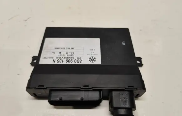 Volkswagen Touareg I Keyless (KESSY) go control unit/module 3D0909135N 5WK47021 5WK48825