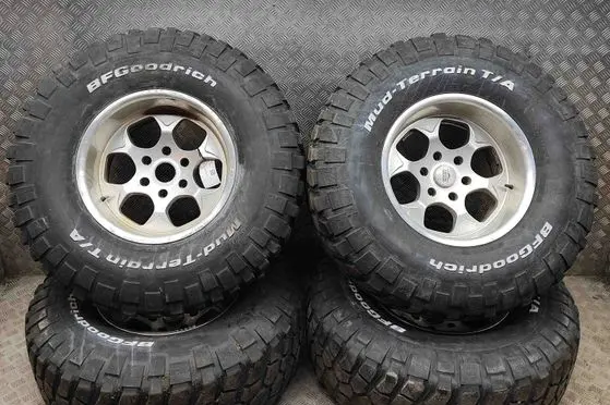 Toyota Hilux (AN10, AN20, AN30) R17 alloy rim 