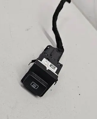 Skoda Fabia Mk2 (5J) Windscreen/window heater switch 5J0959621A 10012857 241009