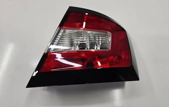 Skoda Fabia Mk3 (NJ) Rear/tail lights 6V6945096