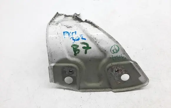 Volkswagen PASSAT B7 Fender mounting bracket 3AA821142
