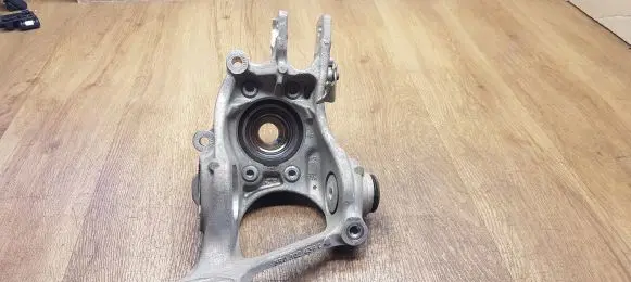 Porsche Macan (95B) Rear wheel hub 8R0505436C
