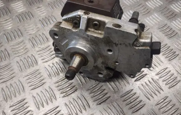 Ford Focus C-MAX Fuel injection high pressure pump 9651844380 0445010089 122858