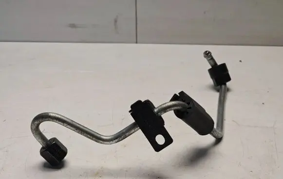 Audi A6 S6 C7 4G Fuel injector supply line/pipe 057130401B
