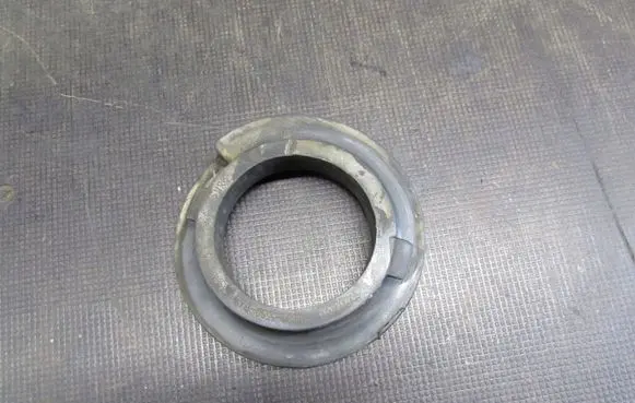 Ford Mondeo MK IV Front coil spring rubber mount 6G915599BAA