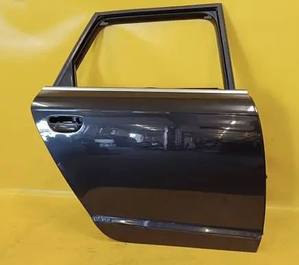 Audi A6 S6 C6 4F Rear door