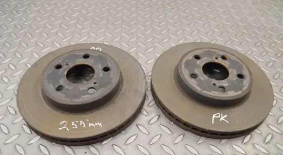 Toyota Prius (XW50) Front brake disc 255MM