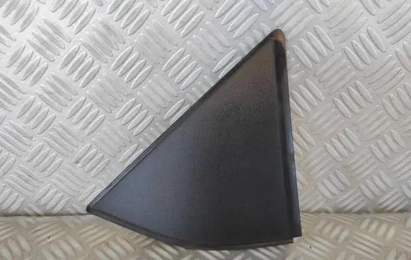 Citroen Berlingo Front door glass trim molding 9817691477