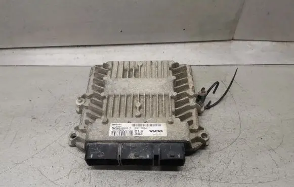 Volvo V50 Engine control unit/module 31211081AA 5WS40328CT