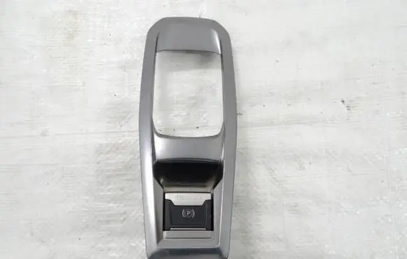 Peugeot 3008 II Handbrake trim 