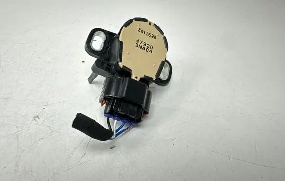 Nissan Leaf II (ZE1) Brake pedal sensor switch 47920 3NA0A Z911628