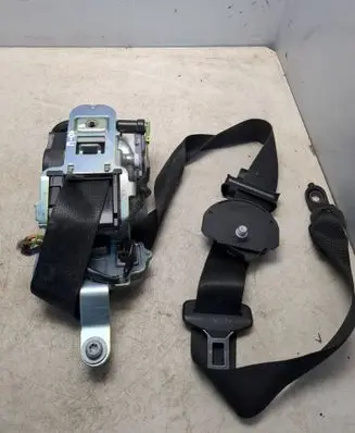 Mercedes-Benz E AMG W212 Front seatbelt 610035800D 03099277 5326000008