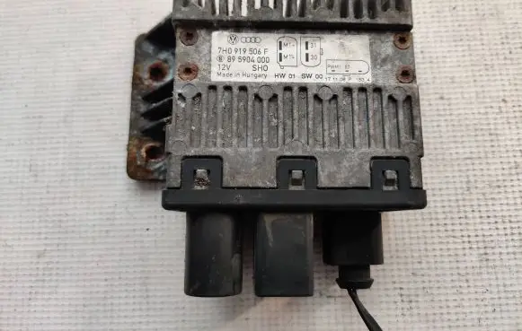 Volkswagen Transporter - Caravelle T5 Coolant fan relay 7H0919506F 895904000