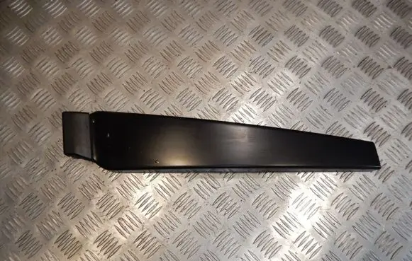 Audi A4 S4 B7 8E 8H Front door glass trim molding 8E0853289E 8E0853289 34156