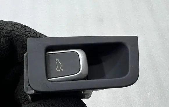 Audi A6 Allroad C7 Tailgate opening switch 4G2959830