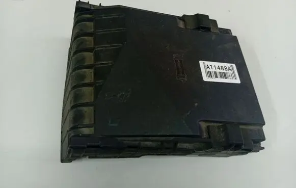 Audi A3 S3 8P Fuse box cover 1K0937132F