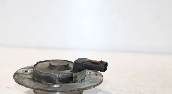 Audi A3 S3 8P Camshaft vanos timing valve 06J109259A